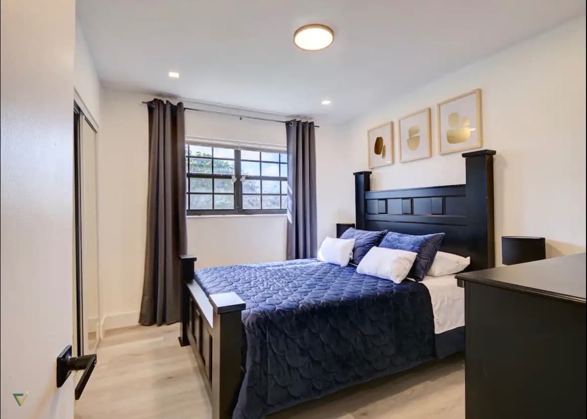 Villa Dream Vibe | 5BR Miami Villa with Pool, Spa & Theater in FL, USA